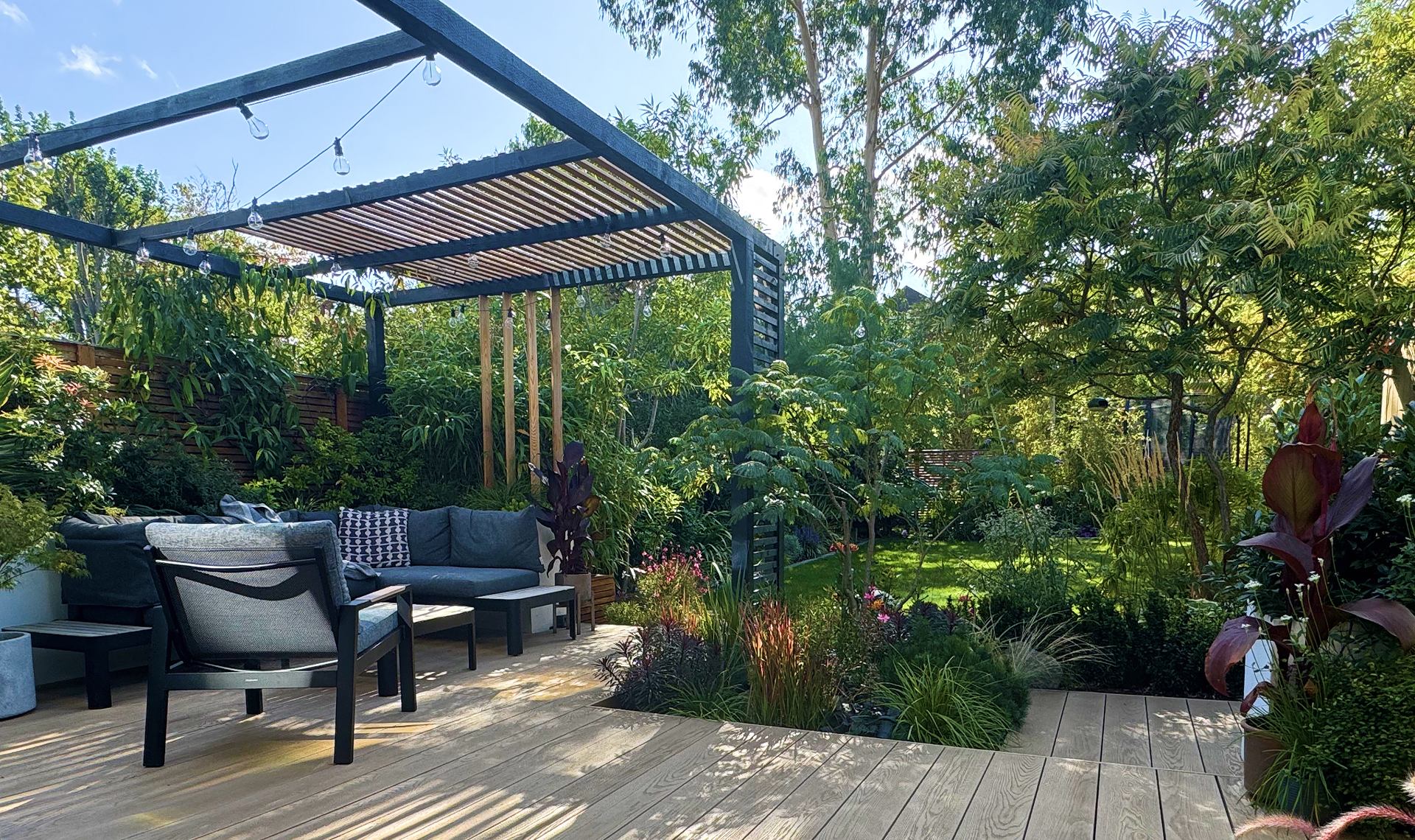 hero_desktop1_1_11zon